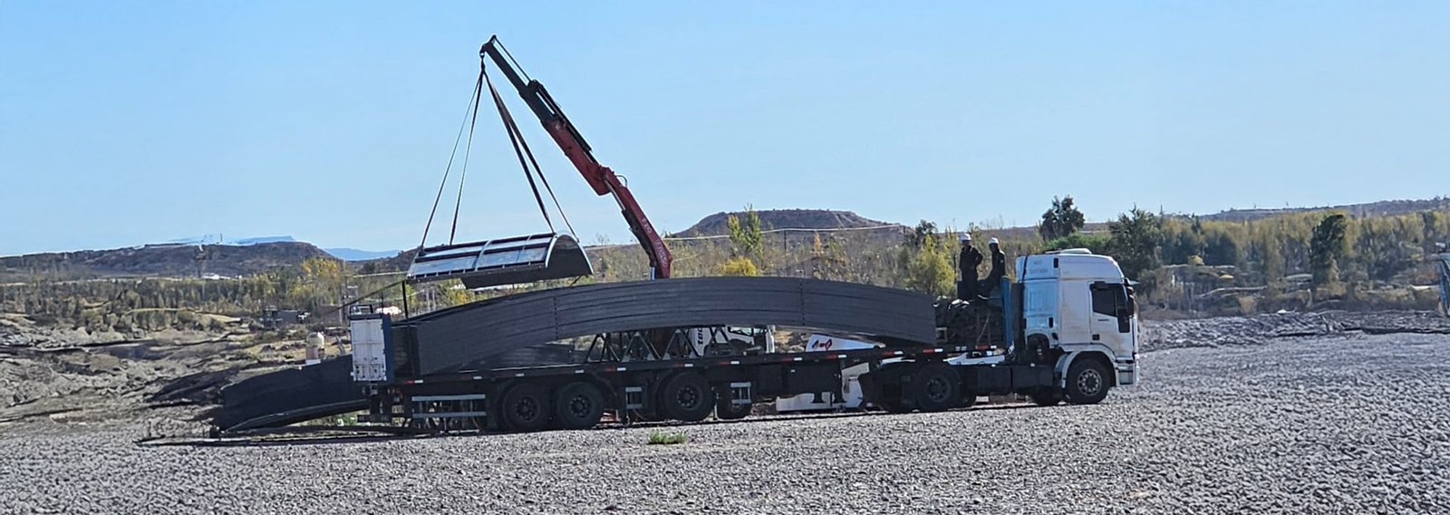 Montaje de Tanques desmontables de gran escala para Vaca Muerta