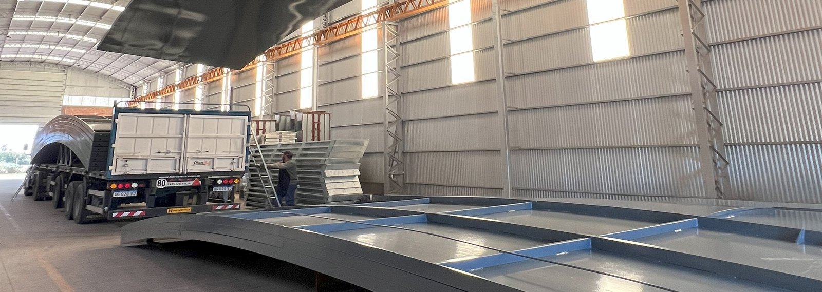 fabricacion de Tanques desmontables de gran escala para Vaca Muerta